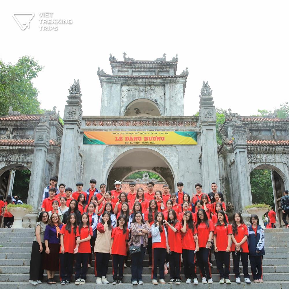 Viettrekking đồng hành tổ chức thành công tour du lịch Sầm Sơn cho THPT Việt Đức 2 năm liên tiếp